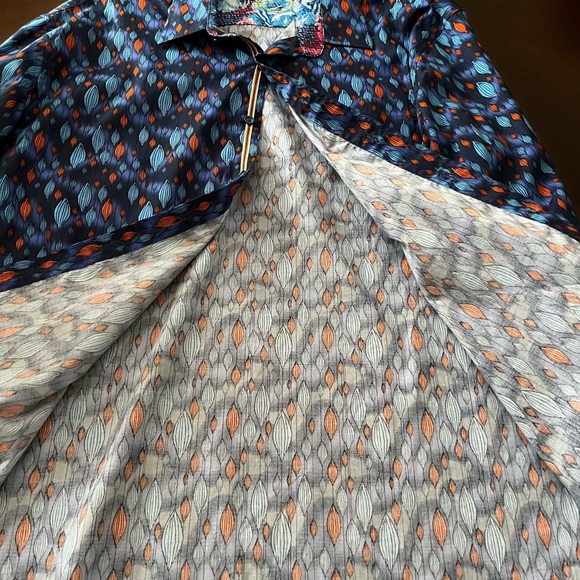 Elvis Presley long sleeve distressed shirt NWOT - Picture 8 of 9